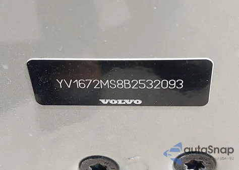 2011 Volvo S40 T5/T5 R-Design from USA, damaged, VIN YV1672MS8B2532093